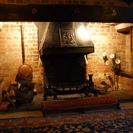 Tudor Cottage Ашфорд Екстер'єр фото