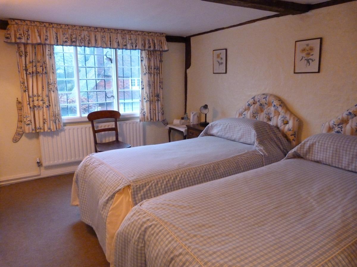 Tudor Cottage Ашфорд Екстер'єр фото